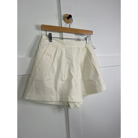 NWT AMUR Teri Flair Pleated Side Zip Ivory White Cotton Short - Picture 3 of 8